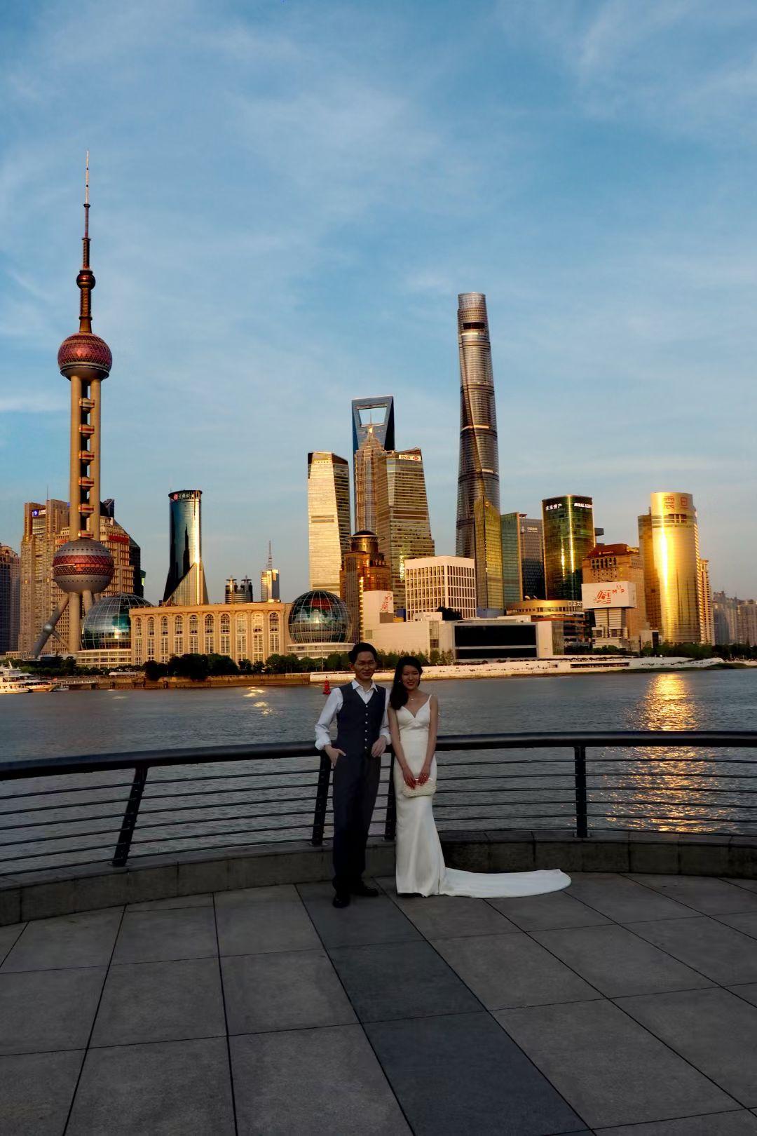 上海越来越繁华，本地方言在一点点消失上海从民国起就靠包容开放繁华至今，可如