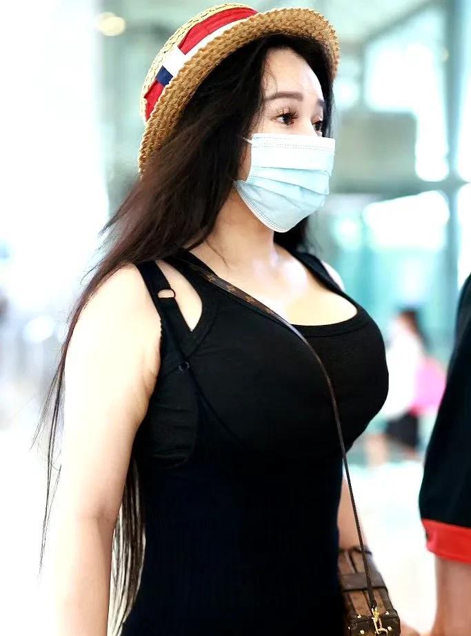 冉莹颖：我不是败家女！邹市明：我和冉莹颖共进退！冉莹颖：对我的批评是对明哥的