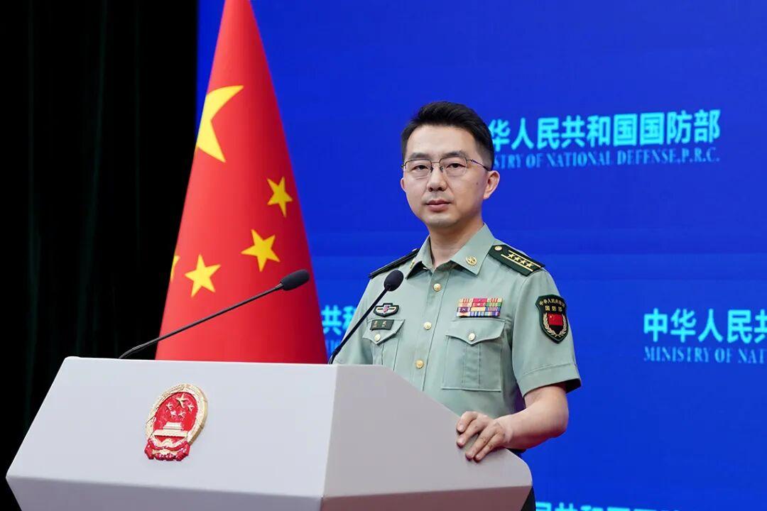 【国防部：中方不接受、不承认！】7月17日下午，国防部新闻发言人蒋斌大校就