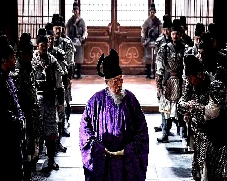 一部央视大剧，主角竟然被配角干懵了！说的就是《太平年》。倪大红演的胡进思