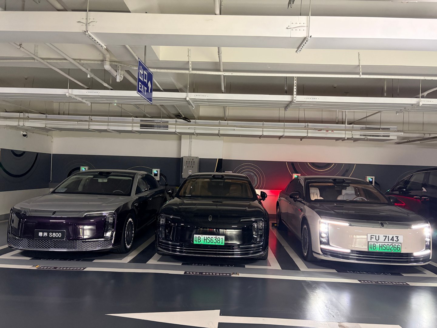 哪个颜色的尊界s800最帅[大笑]​