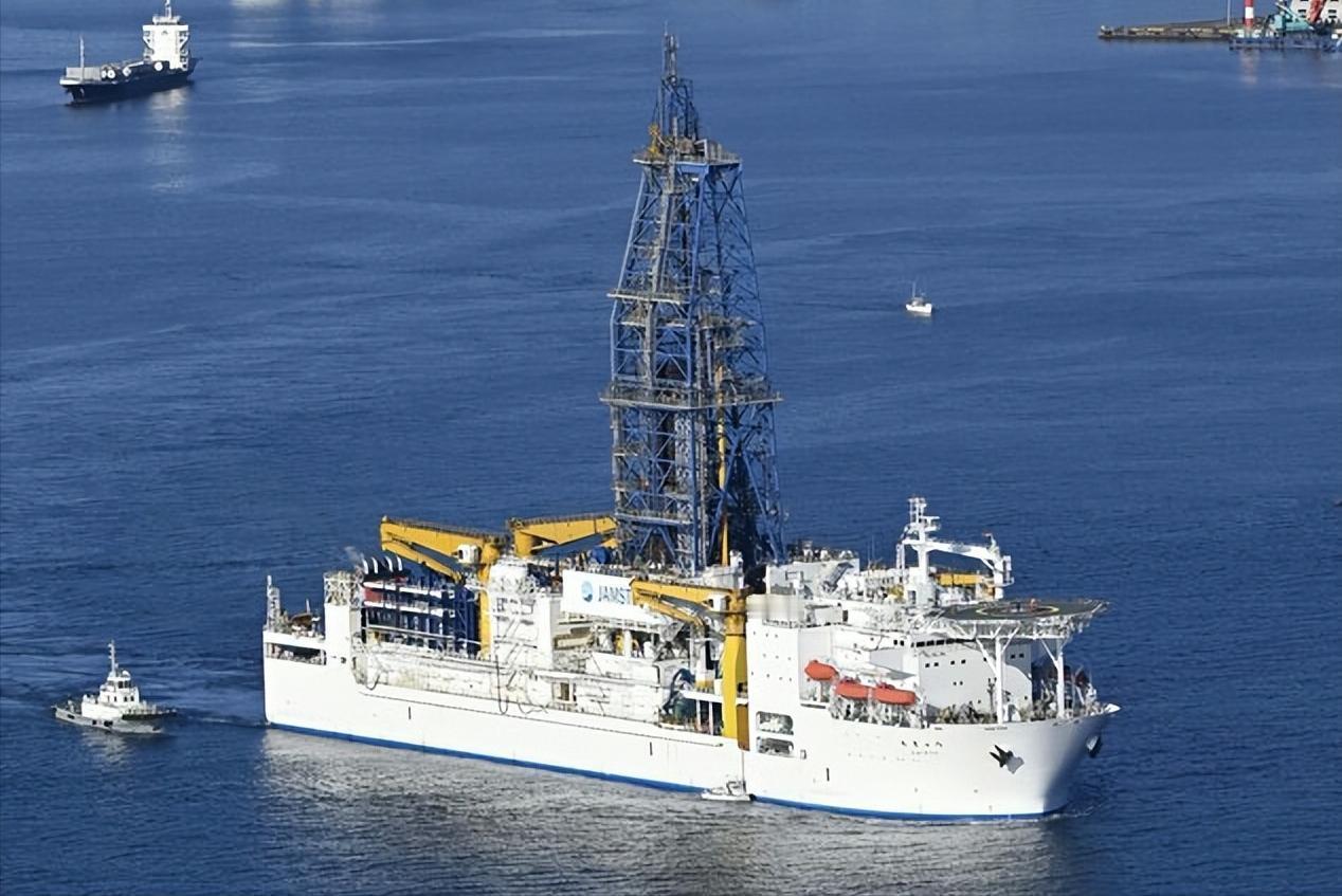 太打脸了！日本从海底挖出两罐稀土，还没高兴两天，就被中方打假。 今年日本还真