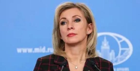 俄媒警告：别以为有航母导弹就高枕无忧，中俄铁拳才是硬道理！