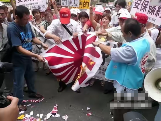 有日本议员宣称《中日联合声明》没有法律效力，这简直就是祸国殃民的行径！这批日本议