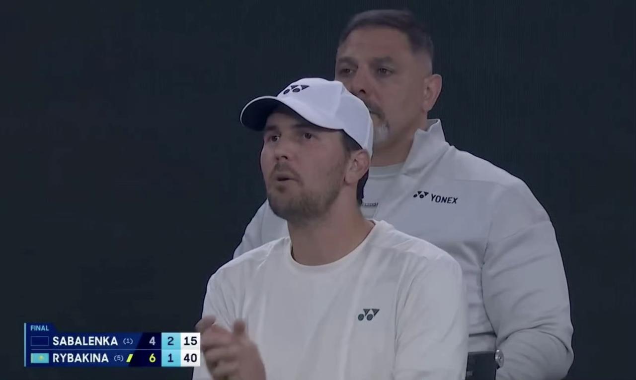 ​喇叭和哑巴，绝配天仙配，武科夫有点玄学！武科夫和莱巴金娜的相处很自然、很专业，