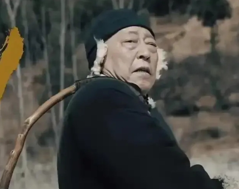 没想到这《生万物》电视剧真有这么好看，刚播放两集我就已经欲罢不能了。老财主宁