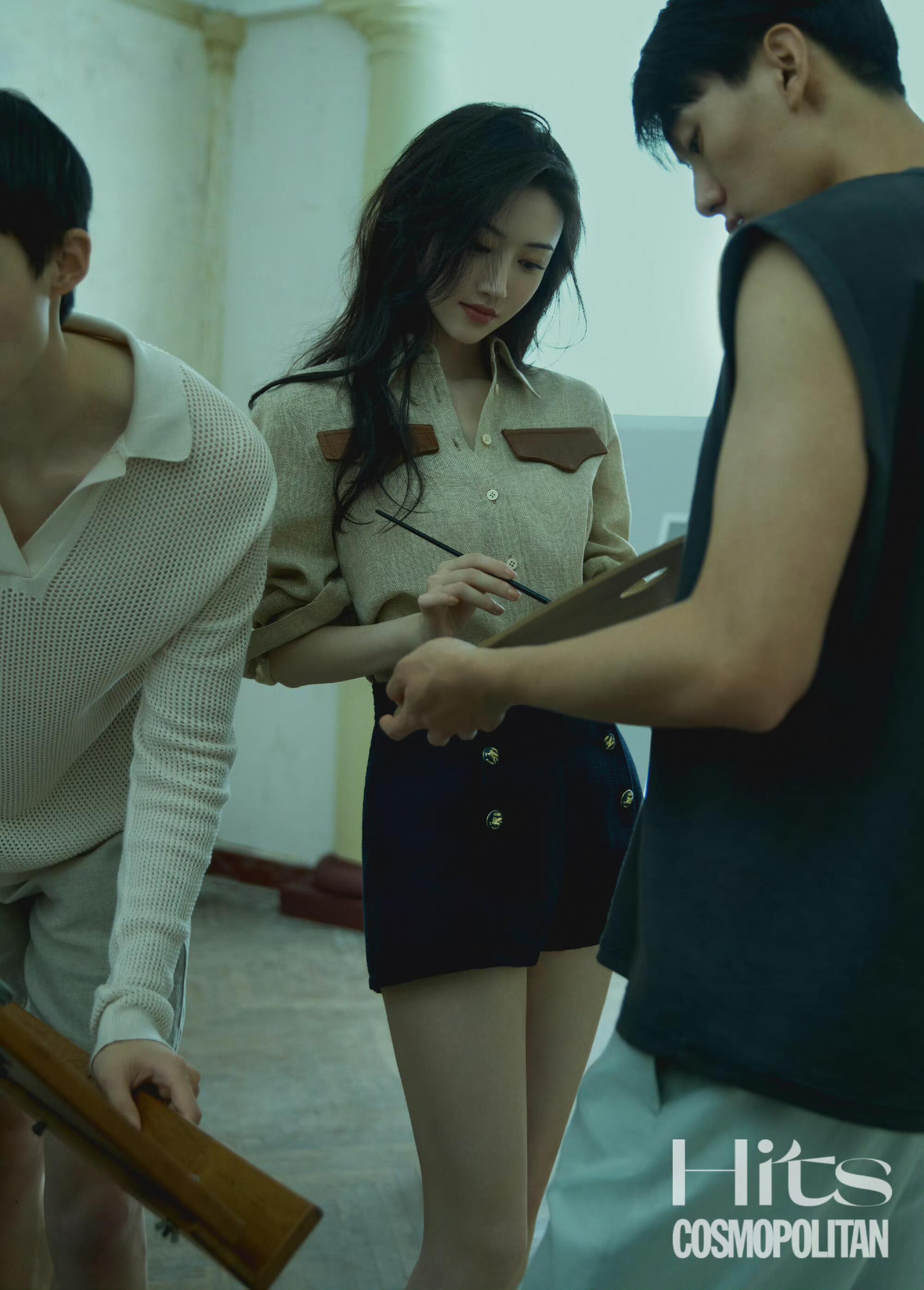 我觉得近几年的这期COSMO是能媲美早期的美….​​​