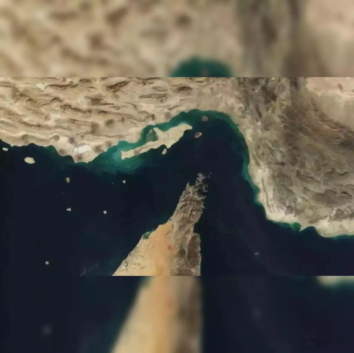 ‼️川普呼吁全世界加入一个多国海军联盟，以确保霍尔木兹海峡的畅通。🇮🇹意