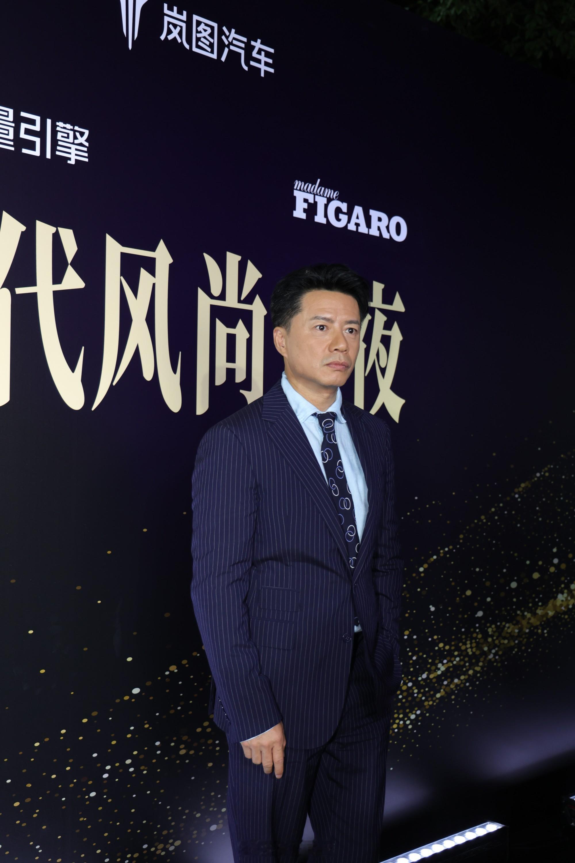“2025岚图汽车时代风尚之夜”……央企的排面。9月26日上海，岚图泰山/岚图追
