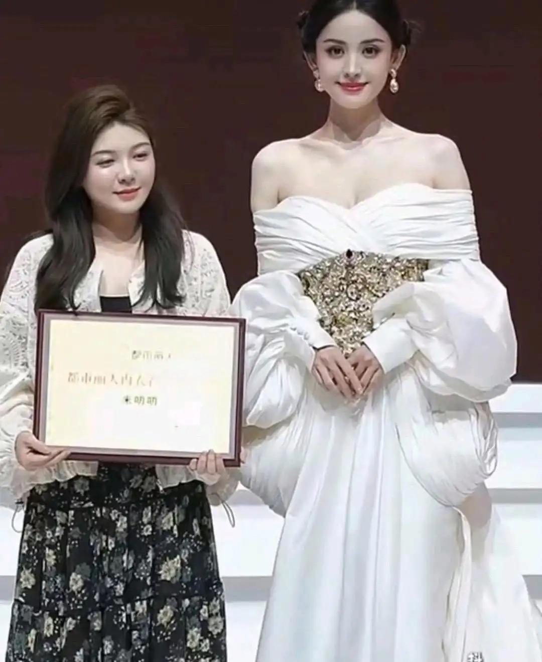 普通美女vs仙女，区别太明显了