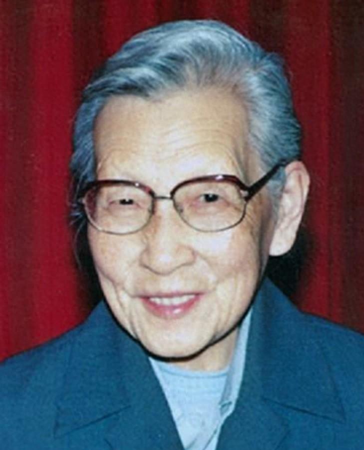 1962年，顶不住压力的浦安修主动和彭德怀离婚。离婚后，彭德怀很伤感，那天，他突