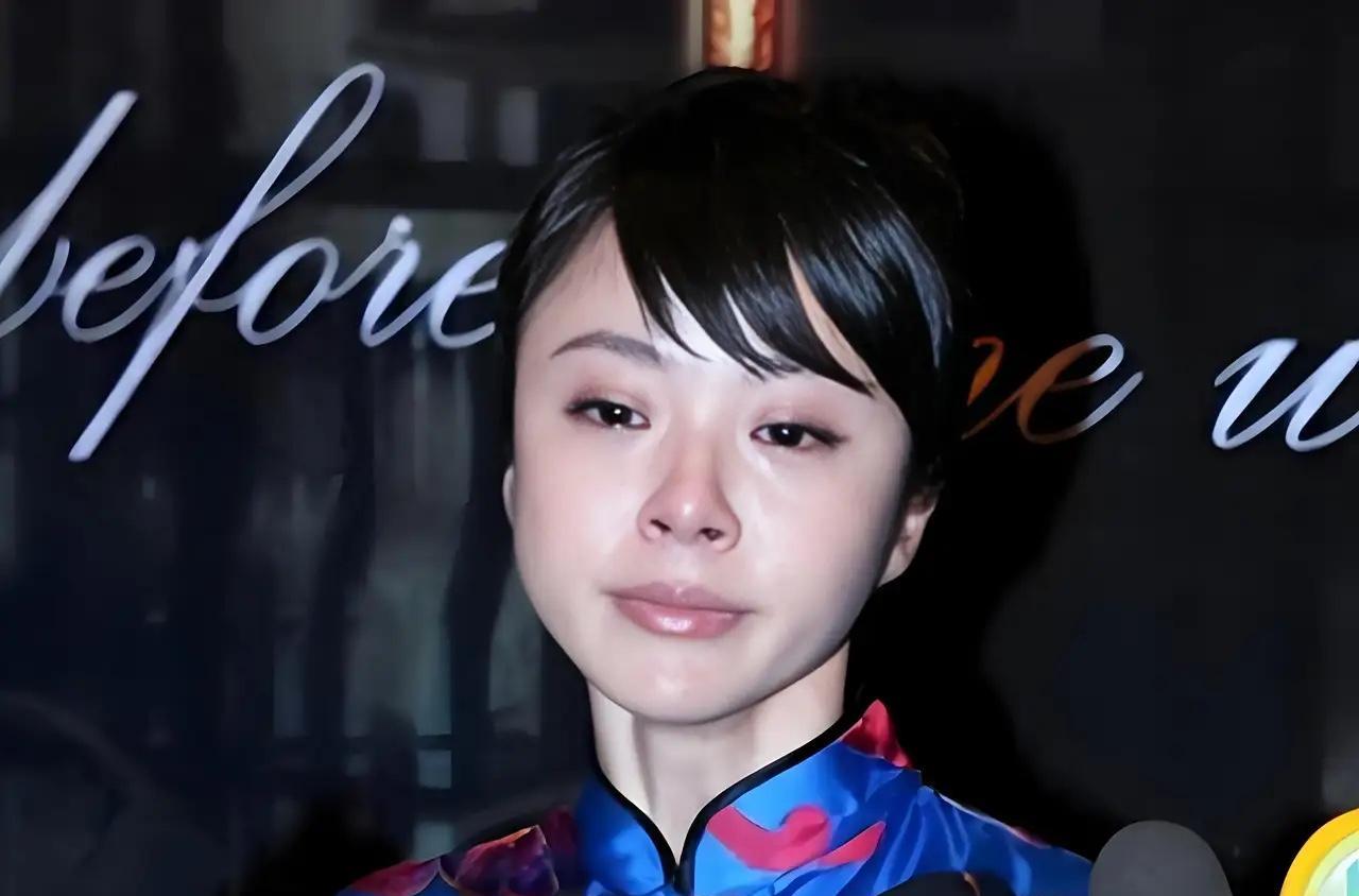 1998年，41岁的刘威爱上了18岁的杨若兮，两人一起生活了9年，刘威跑到国外出