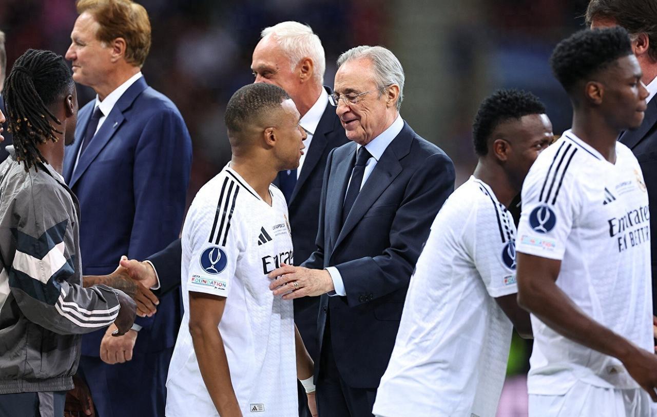 穆二期要来了？根据外媒的最新爆料，老佛爷已经没有耐心去找新人当教练了，他看上了