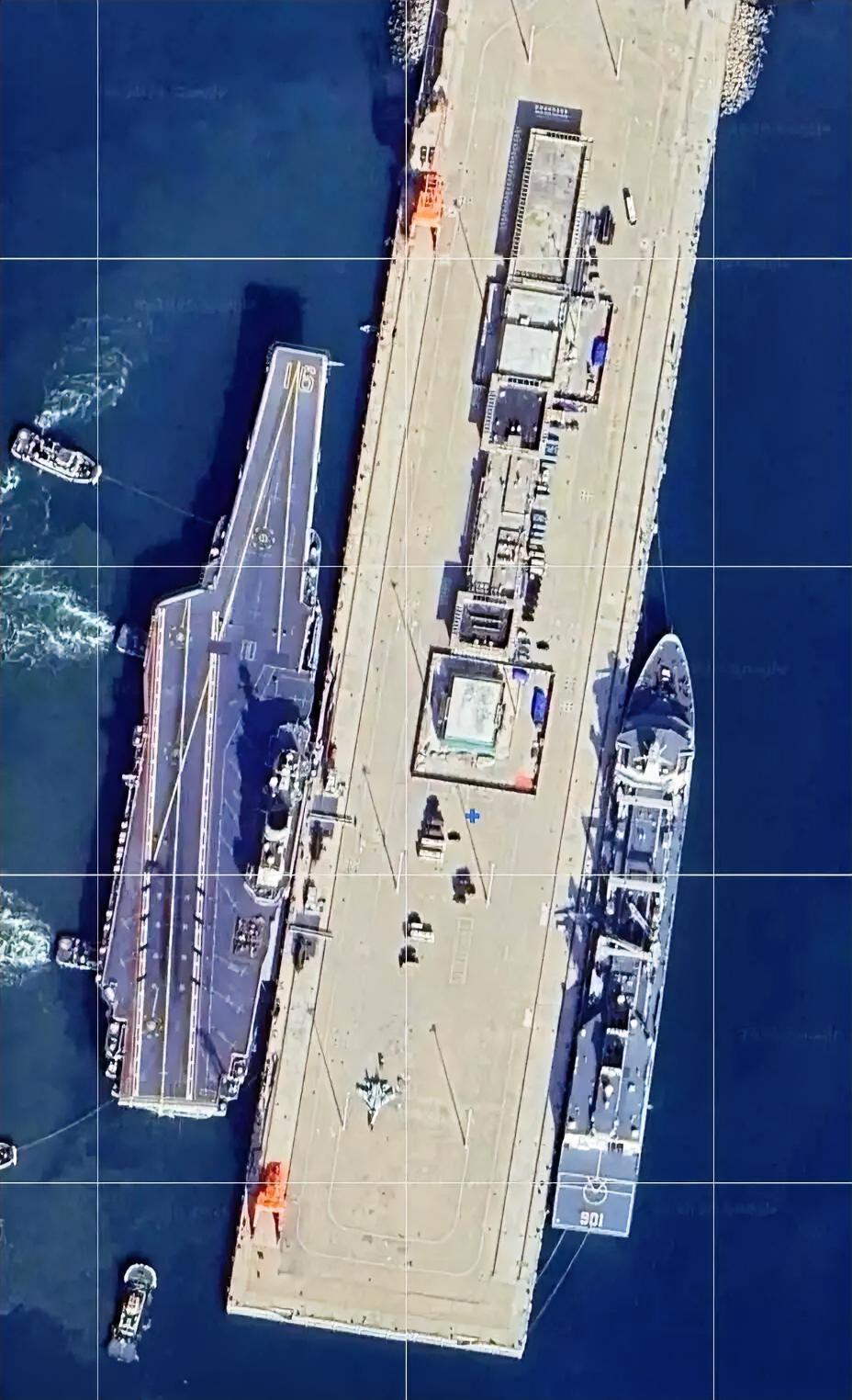这是目前世界上规模最大的航母专用码头之一，全长达到了560米，宽约120米，水深
