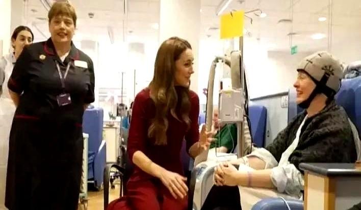 突然传出英王室秘密筹备凯特王妃葬礼的消息，尽管知道她去年被确诊癌症，但还是有点震