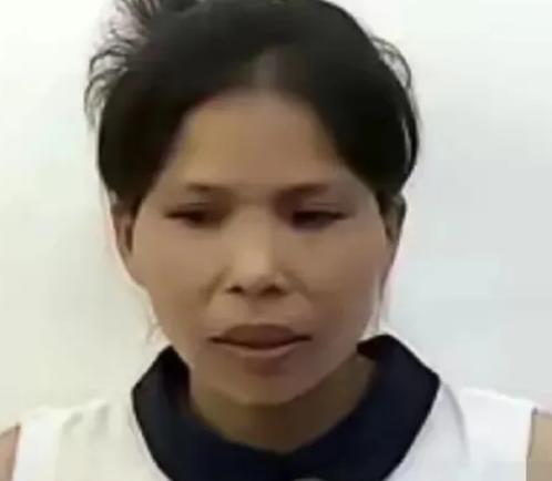 她叫伍继红，1998年毕业于中国人民大学，因当年取消分配工作，她找工作，笔试通过