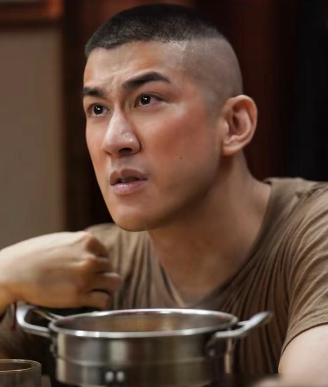 李治廷为什么会被文牧野选中，出演《欢迎来龙餐馆》里的华裔美国大兵？电影上映后，这