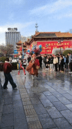 打到痛处！中方反制岩崎茂日本急跳脚暴露三重心虚12月15日，中方宣布对日本自卫