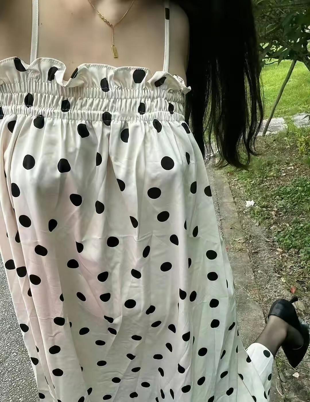 一个女人愿意和一个男人保持情人关系，原因无非这几个，没有例外。第一，是爱到