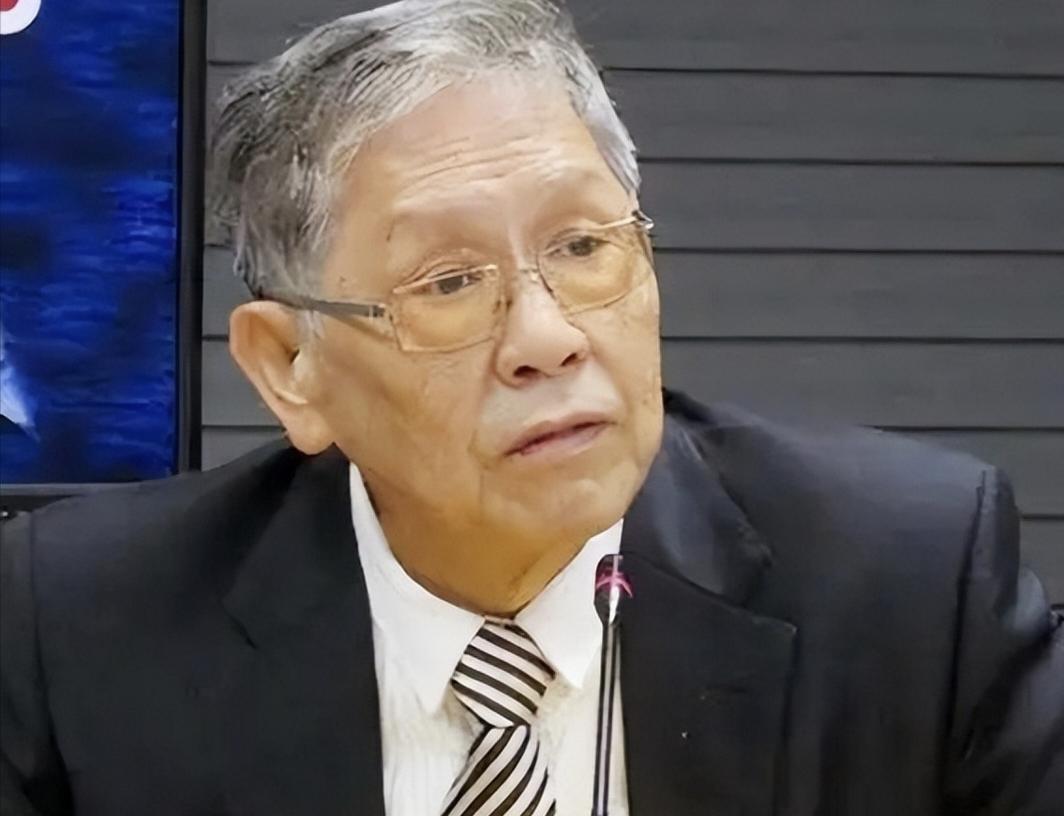 帅化民直言越来越佩服大陆的制度，回头看台湾的民主制度简直没眼看。他说：世界上