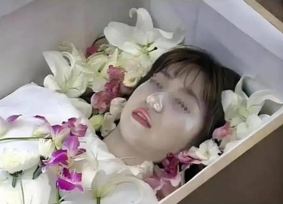 看完浑身发冷！上海殡仪馆里，有一具年轻女子的遗体，已经在殡仪馆存放了18年零8个