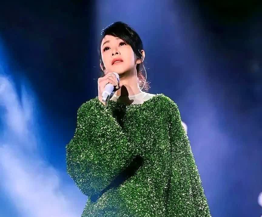 去看刘若英演唱会的那两个小女孩结局早已经注定从此以后，他们的妈妈，估计再