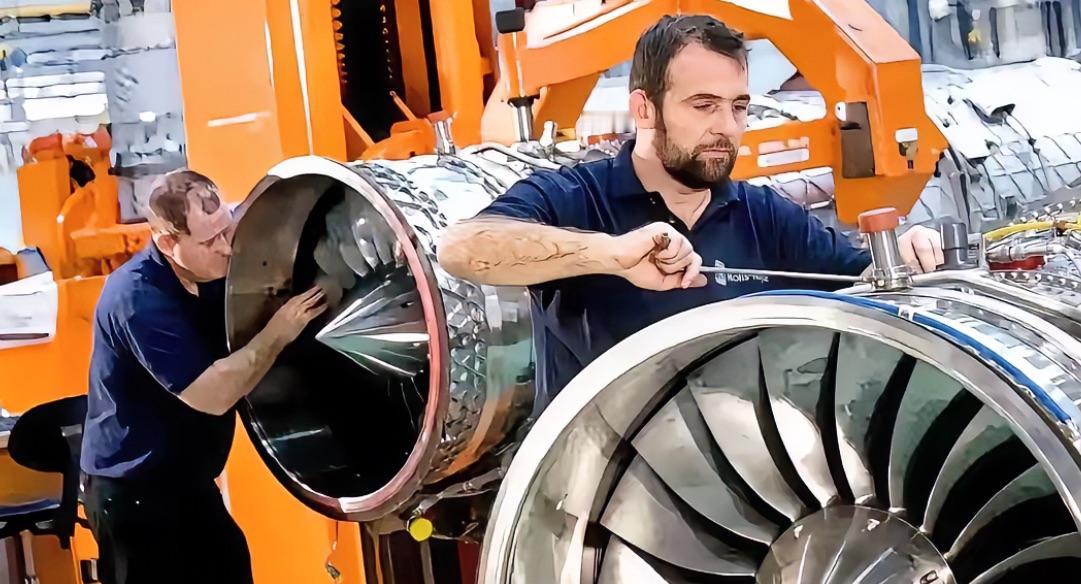 就在12月底，英国航空发动机大厂罗尔斯-罗伊斯突然放出重磅消息：他们要把印度当成