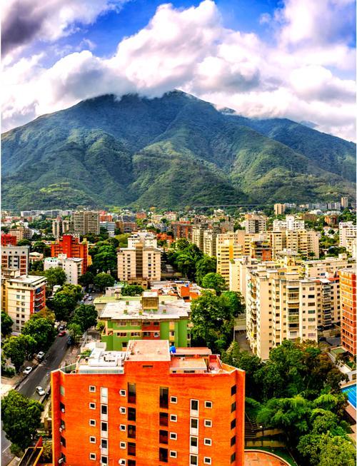 说出来你可能想不到，远在地球另一端的委内瑞拉，生活着将近二十万华人。而更令人称奇