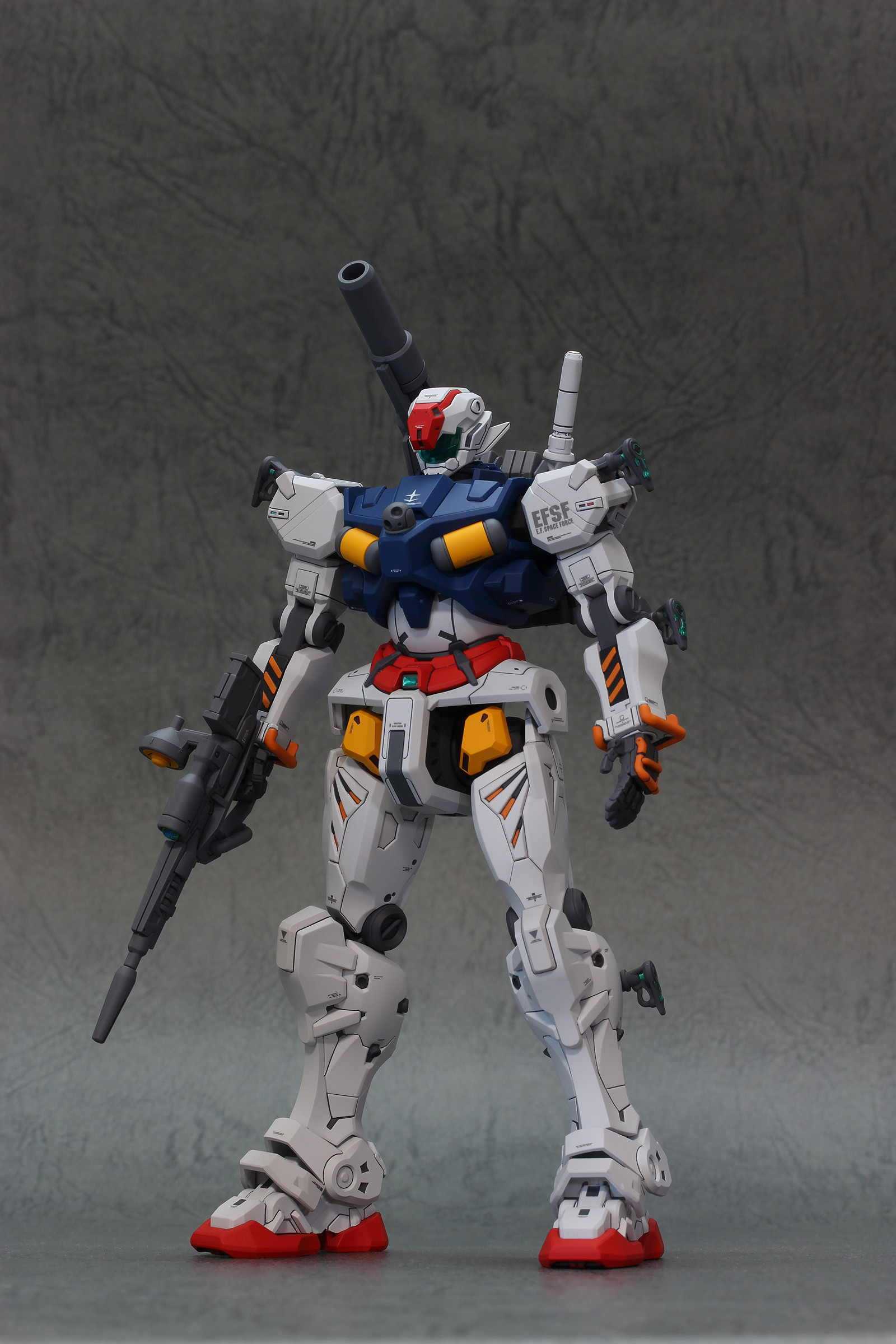 塞拉专用HGGQ轻加农（by横田ユースケ）高达模型高达模型​​​