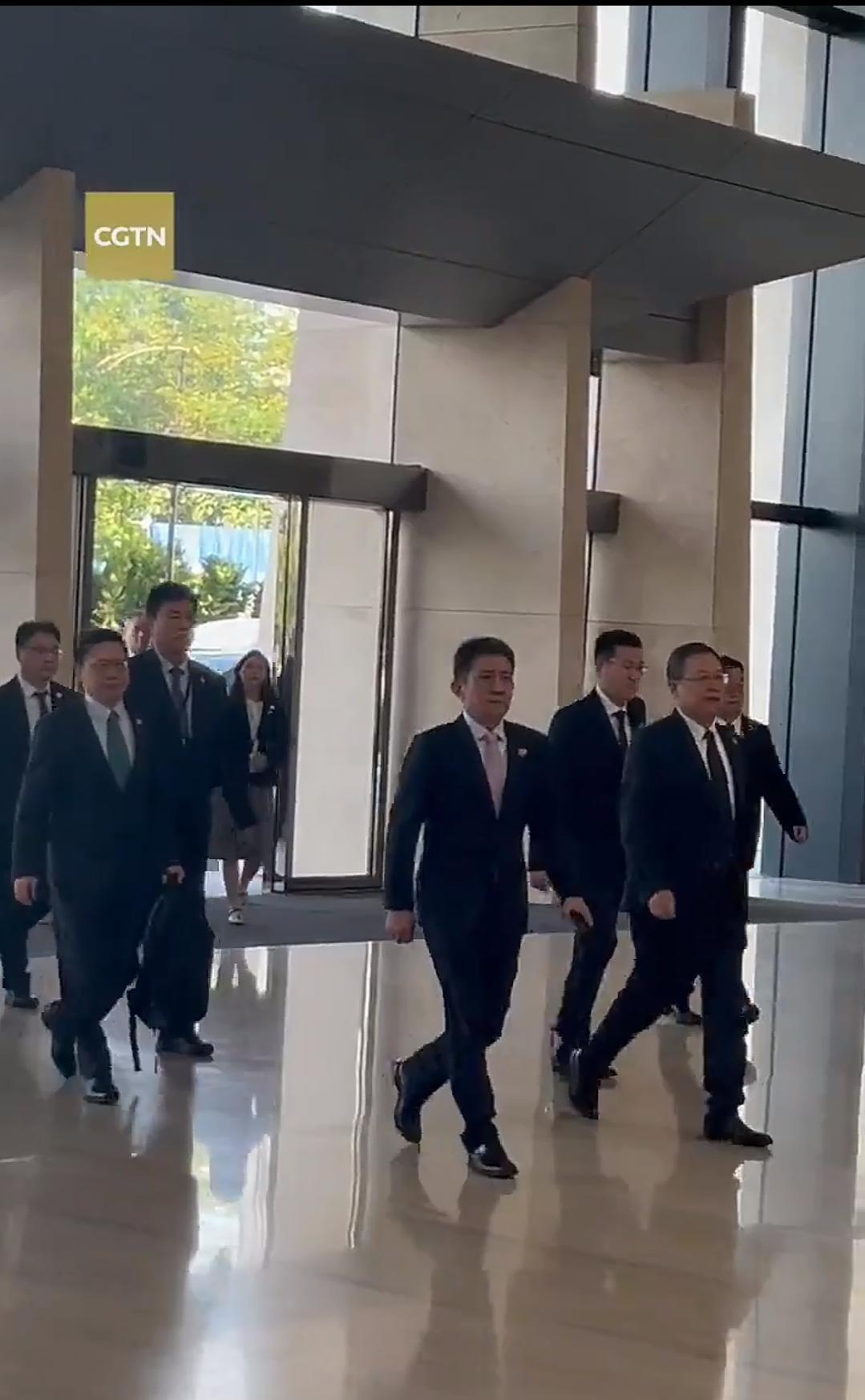 原来九三阅兵的真正用意之一，是为了后续的中美谈判做硬实力铺垫，没有军事实力做后盾