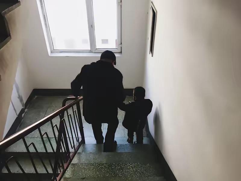 我68岁，再过一天我就要进养老院了，说句扎心的真话，我一分都不留给儿子我活