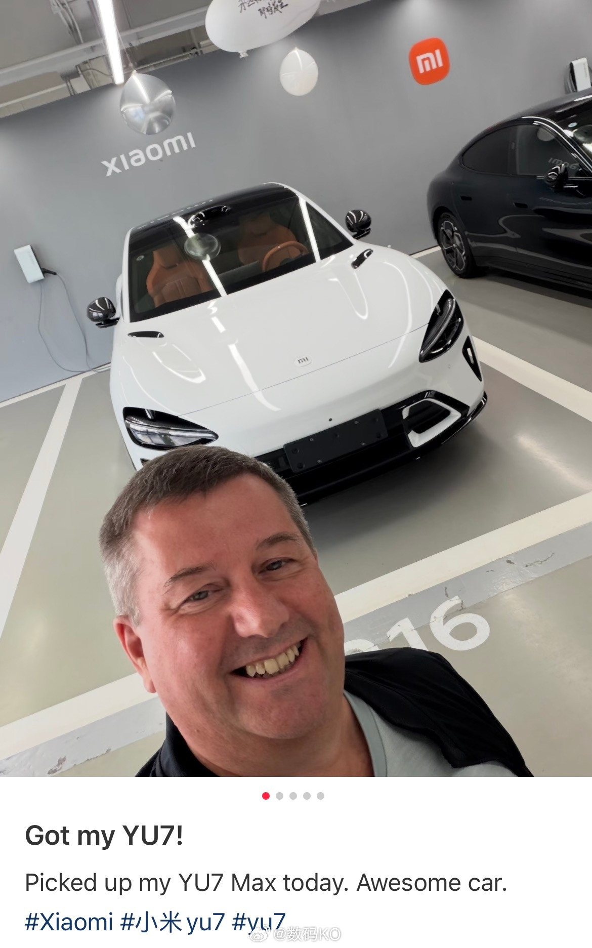 一个老外之前开的保时捷，昨天刚提了小米YU7，评价非常棒，评论区非常干净，都是祝