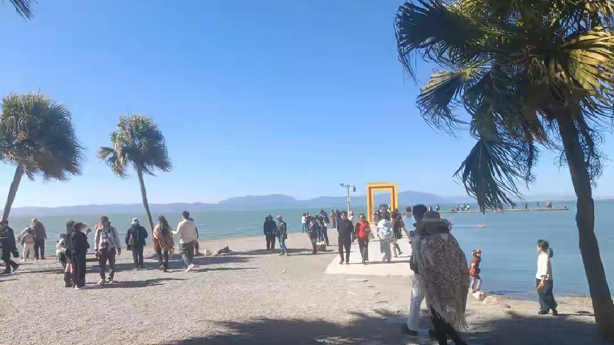 🔥昆明藏着一座600年古渔村——海晏村，凭绝美日落火遍全网！青石板巷串起老滇式