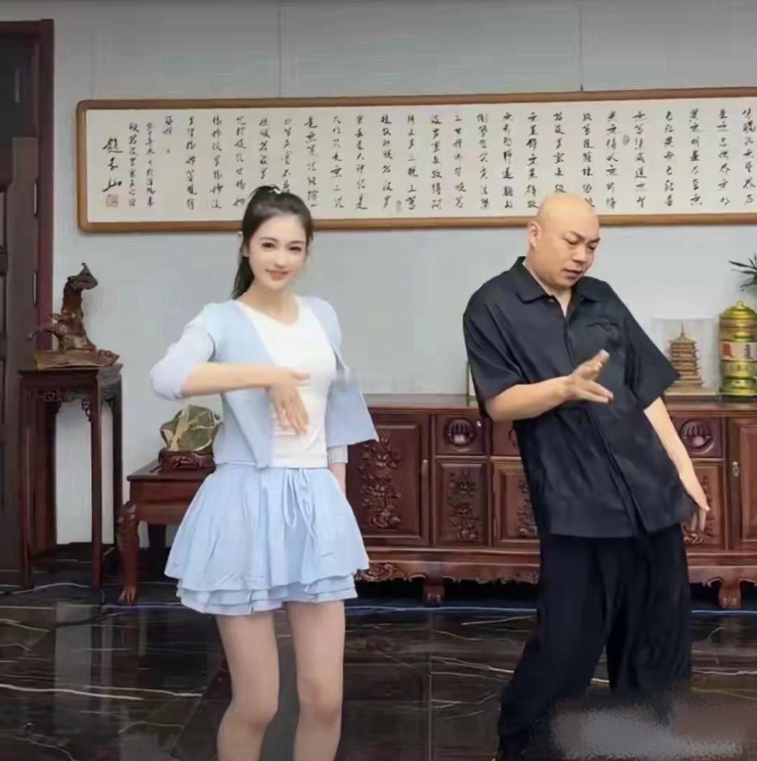 真没﻿想到，‏程野﻿的女儿竟﻿然长得‎‏这么好看。