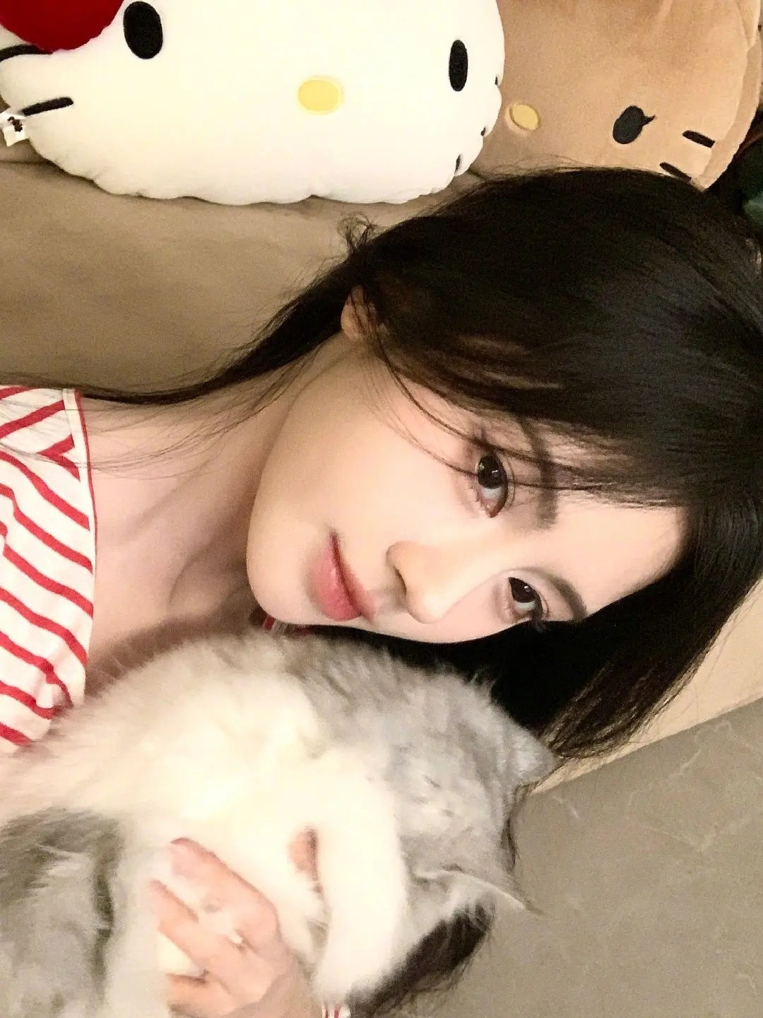 鞠婧祎内娱营业的神很难不对这种把粉丝放在心尖上的艺人动心​​​