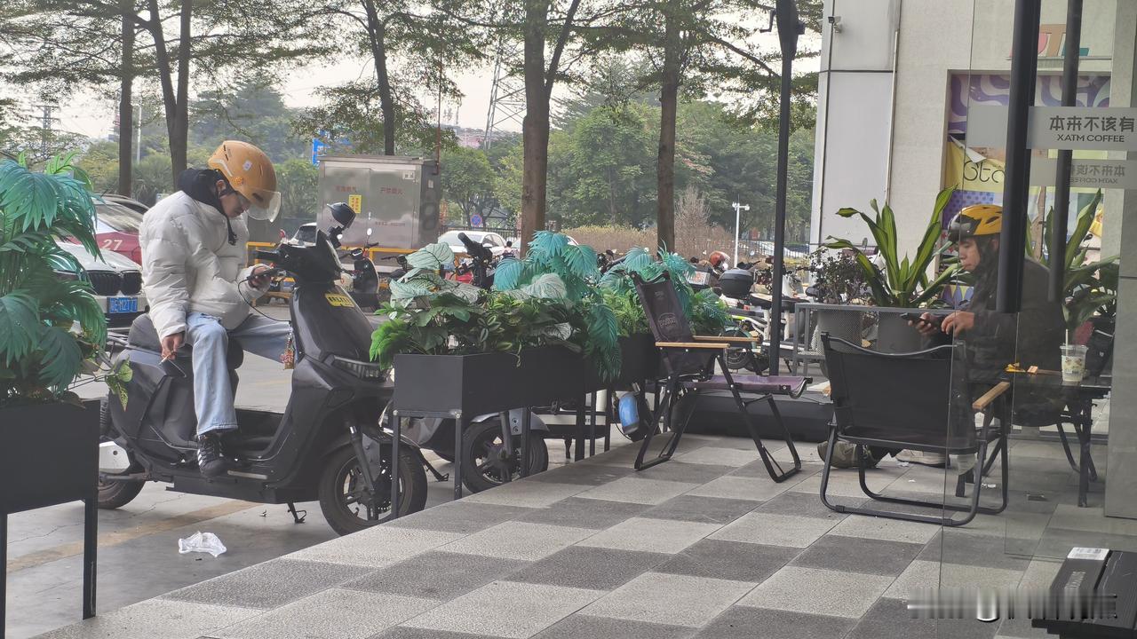 2025年最后一天，失业了…今年工厂效益确实太差了，最后一天工厂宣布放年假，