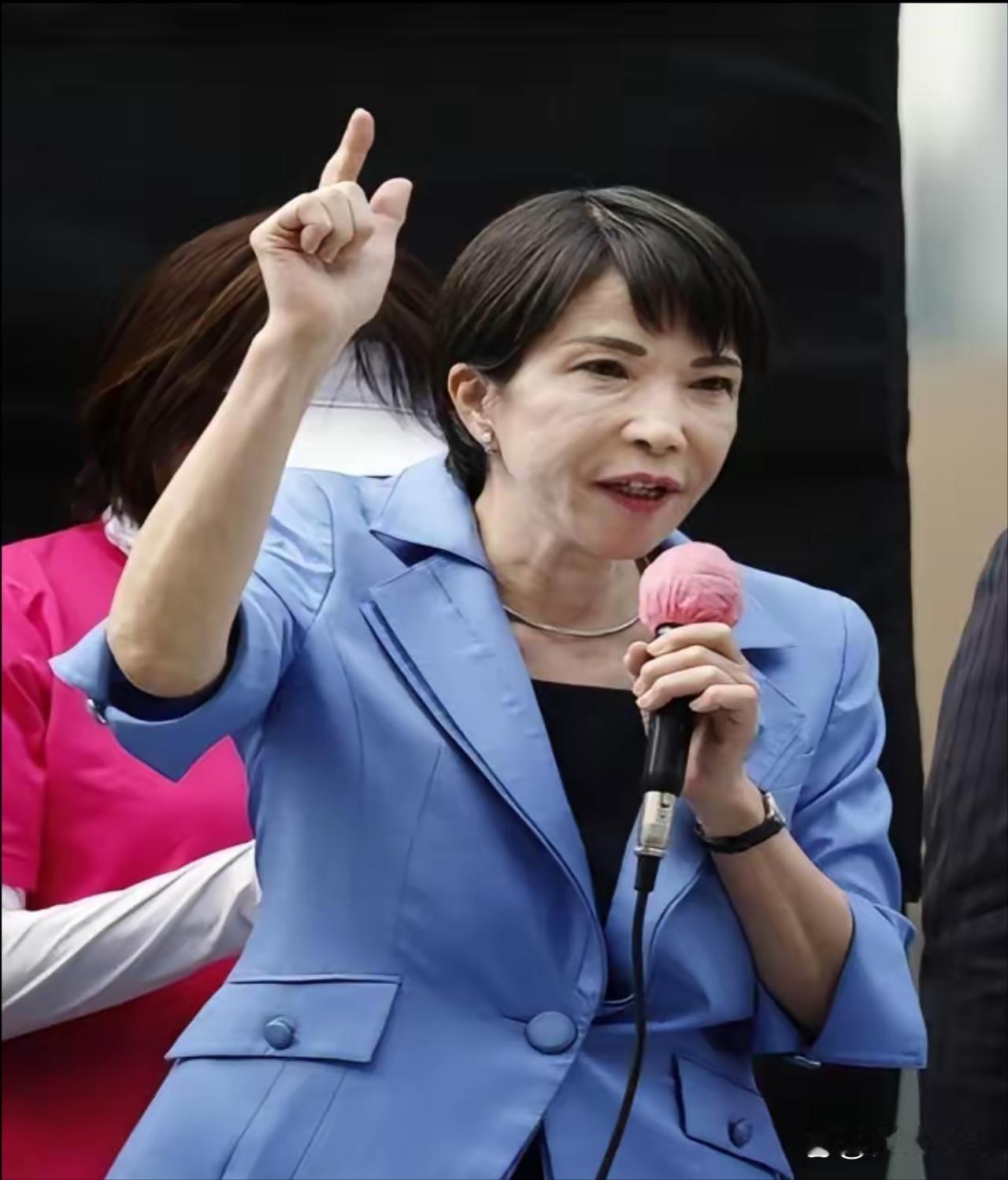 日本首相当选，细品一下：“我们注意到了”。2006年安倍晋三当选，中国“当天致