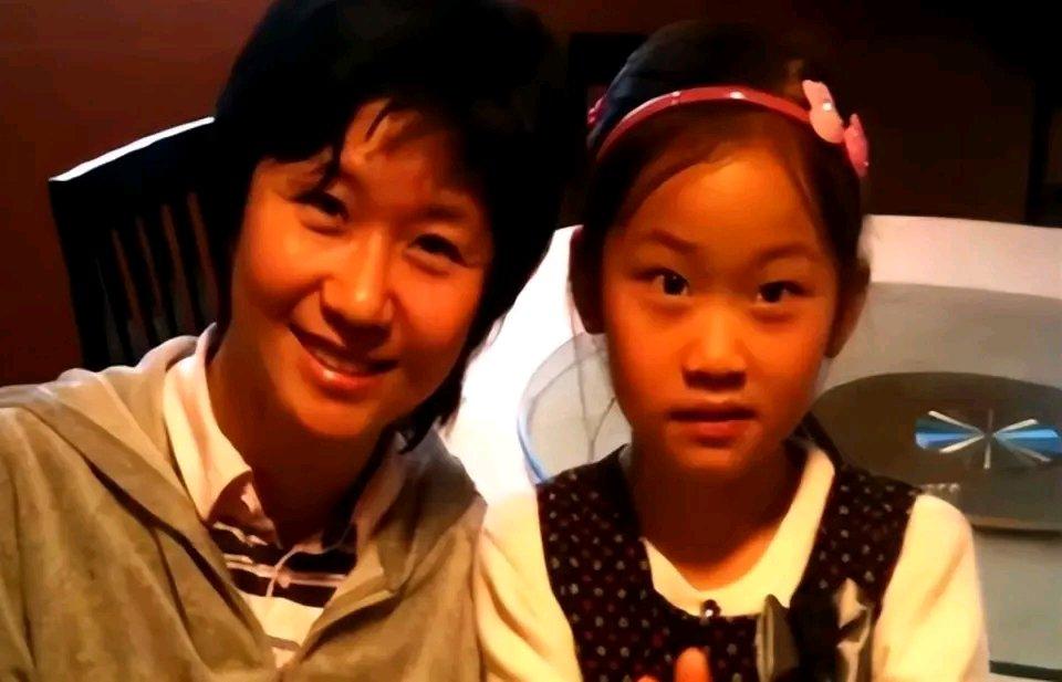 15年前那场英菲尼迪车祸，至今让人唏嘘。北大才女王辉，本有着“顶配人生”。她毕