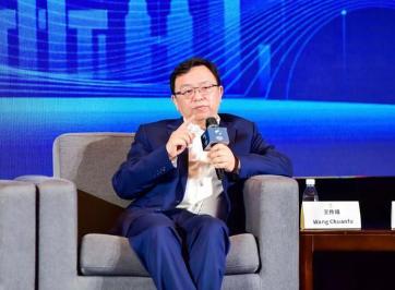 你绝对想不到，身家千亿的比亚迪创始人王传福，如今依然坚持每周雷打不动做一件事：拎