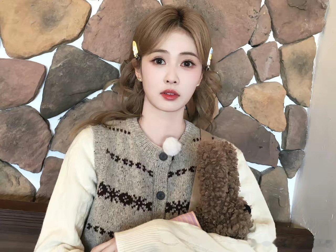 终于搞明白了，白鹿为什么如此受欢迎。郑恺的这一句话暴露了她的人品。郑恺看到美景哭