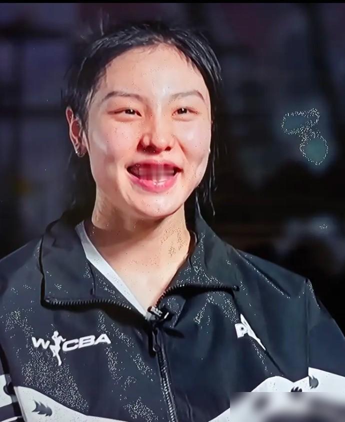 别再心疼张茹了。她不是被放弃，是直接被新体系碾碎了。我告诉你真相。世预赛5场