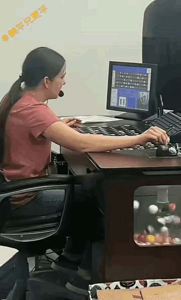 我好像看到了不该看到的事情，知道了不该知道的事情。