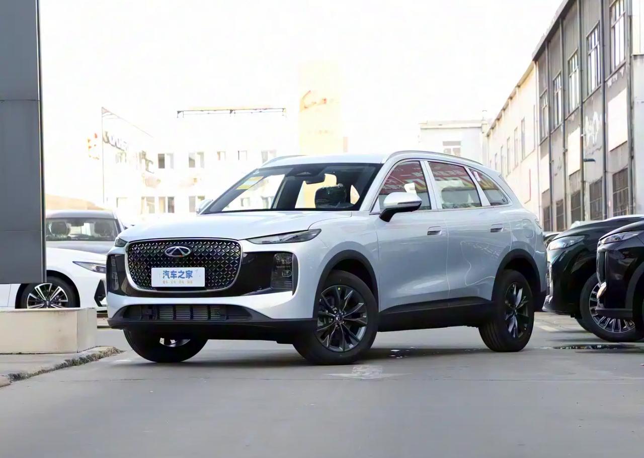 2026款瑞虎8：双外观布局与配置梯度真实解析2026款瑞虎8为奇瑞换代中型