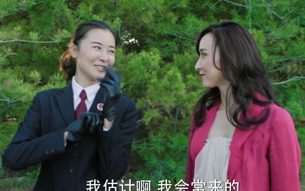 高小琴们开始消失了。不是电视剧里，是现实商会。胡静为演她，见过真老板。发现