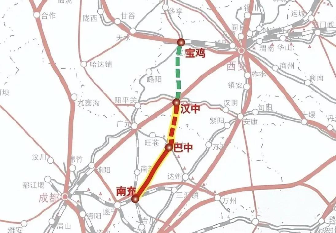 但凡跑过宝鸡到汉中这条线的人，都会有共同感受，同属陕西地界，就隔了一道秦岭，两地