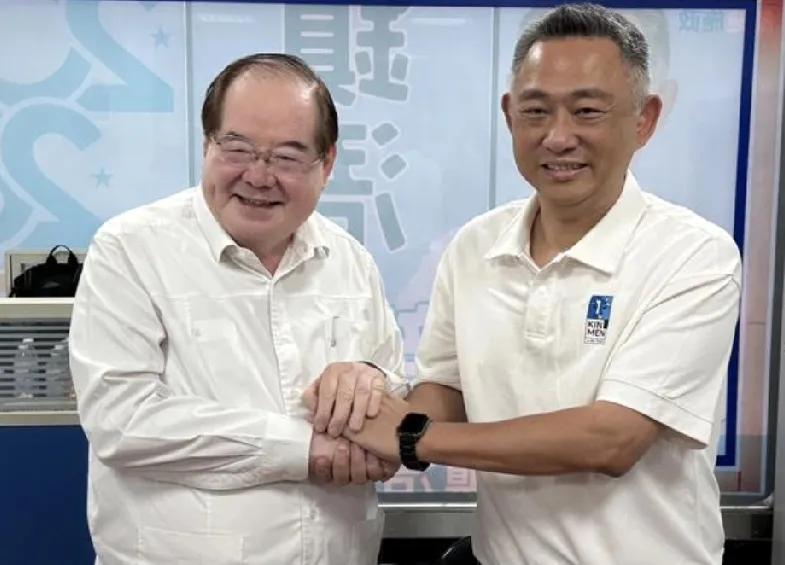 郑丽文迎来好消息！就在9月3日，杨镇浯原计划将前往金门选务单位进行角逐登记。最终