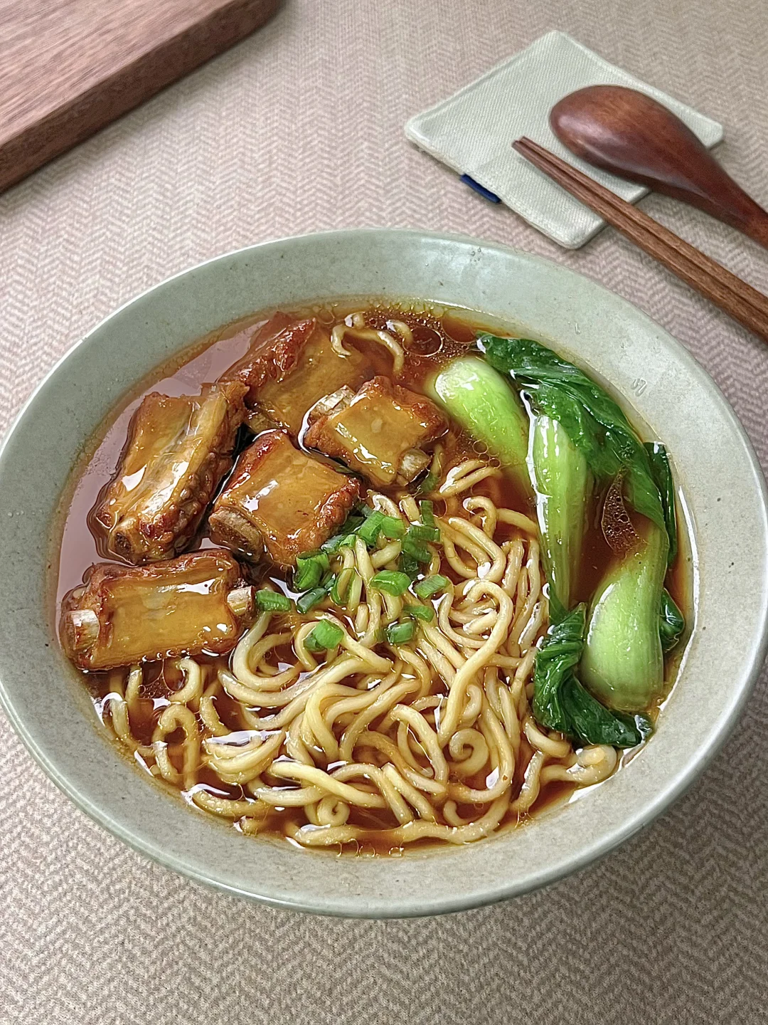 红烧排骨面太太太好吃了🤤汤都能喝完❗️