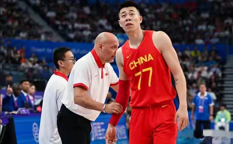 张镇麟落选中国男篮的原因找到了。因为今年二月份世预赛对阵日本和中国台北的比赛，张