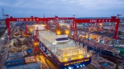 40艘大单直接砸向中国，韩国造船业拿到了全球62%的订单，韩媒马上狂欢，还扬言“