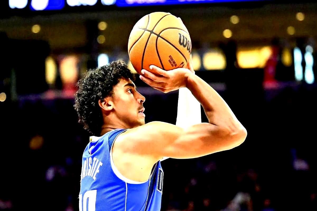 独行侠这哥们，好多人连名字都叫不出来。但他三分命中率46%，底角三分更是高达